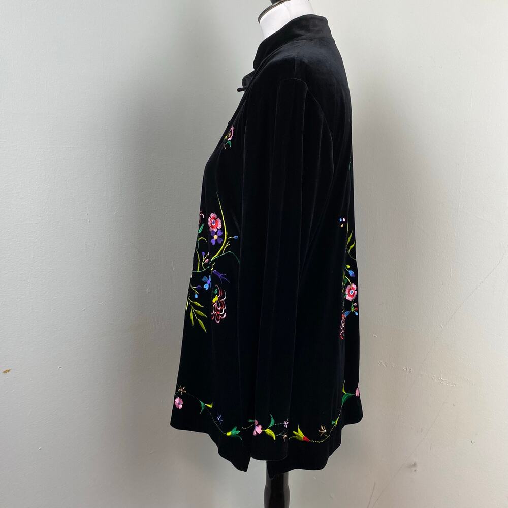 Susan Graver Black Velour Floral Embroidered Button Down Top Kimono Jacket Small - Picture 9 of 10